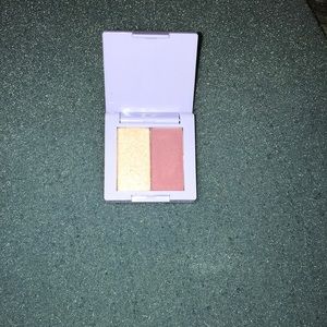 Ambitious Eyeshadow Duo in Rose and Crushed New/Opened only for picture